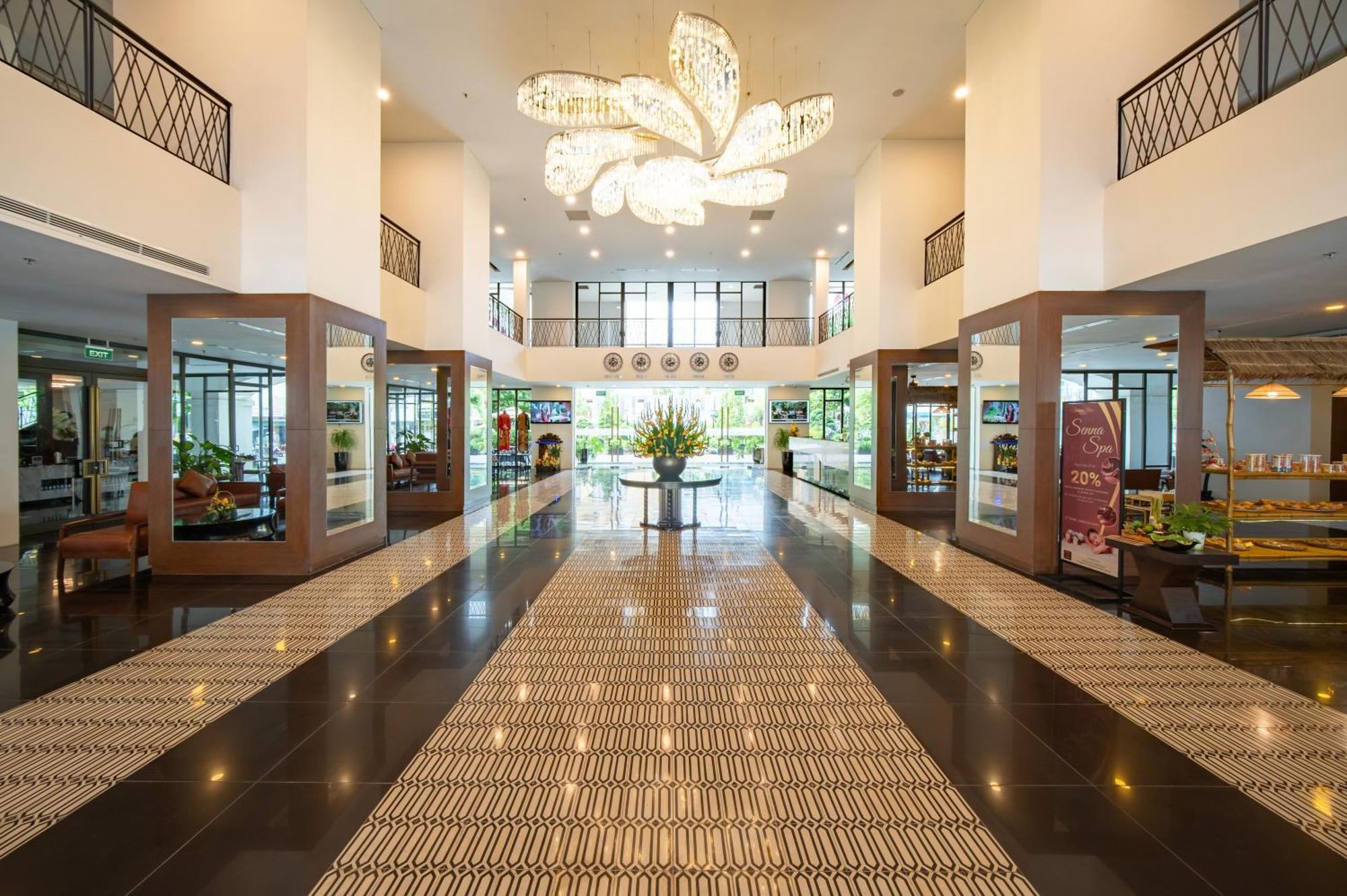Senna Hue Hotel Exterior foto Lobby
