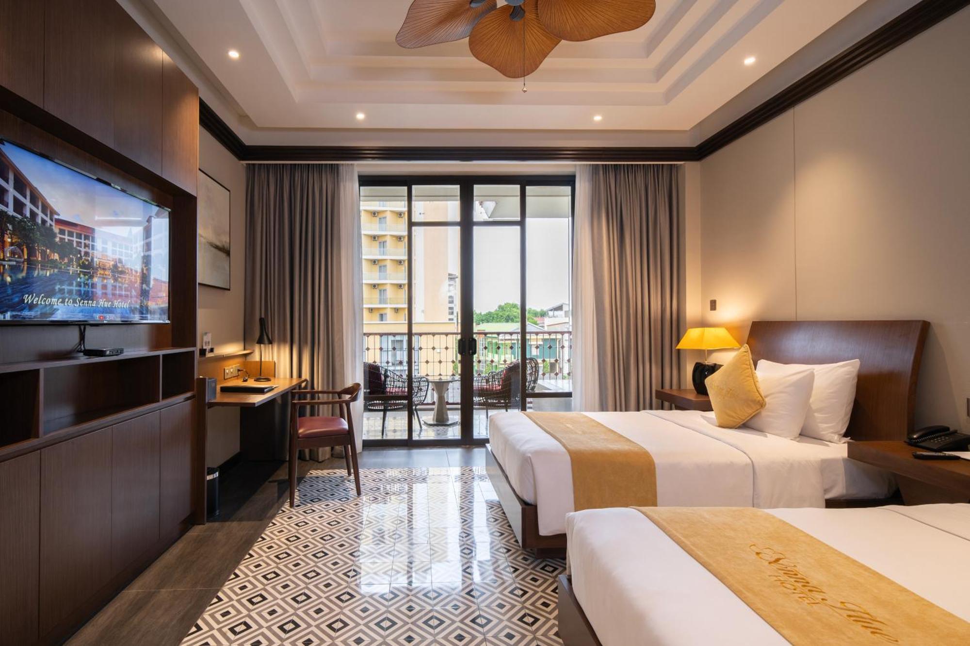 Senna Hue Hotel Exterior foto Deluxe Ocean View